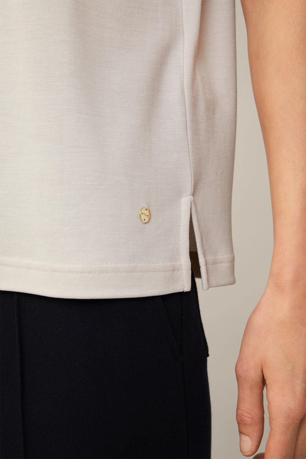 T-shirt light beige