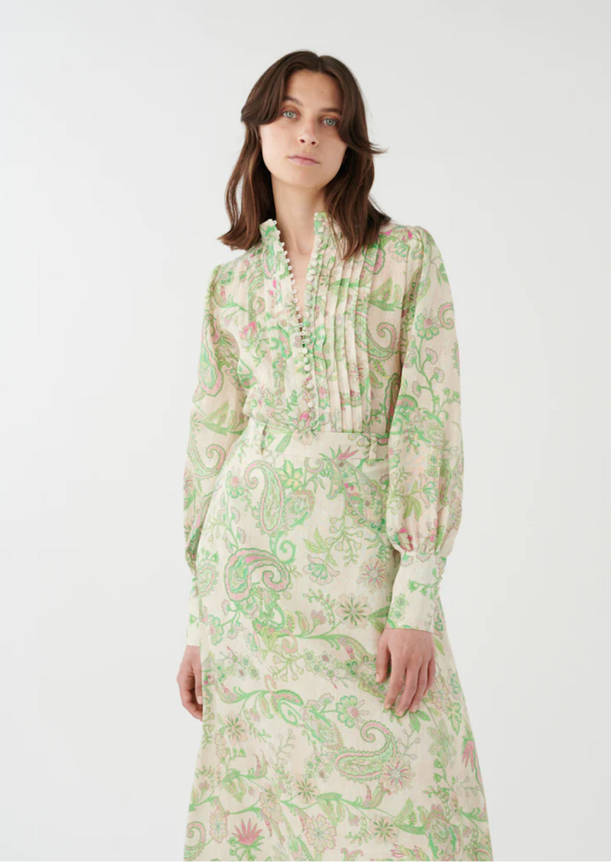 ALAIMA paisley frog