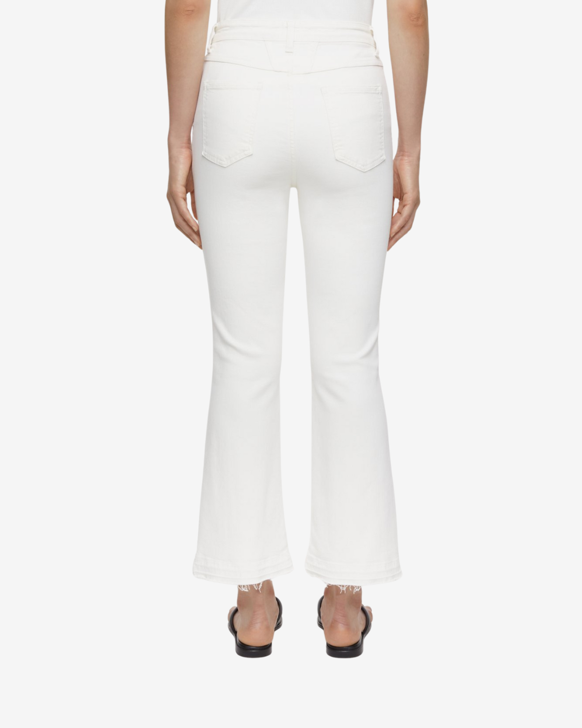 Hi-sun Ivory