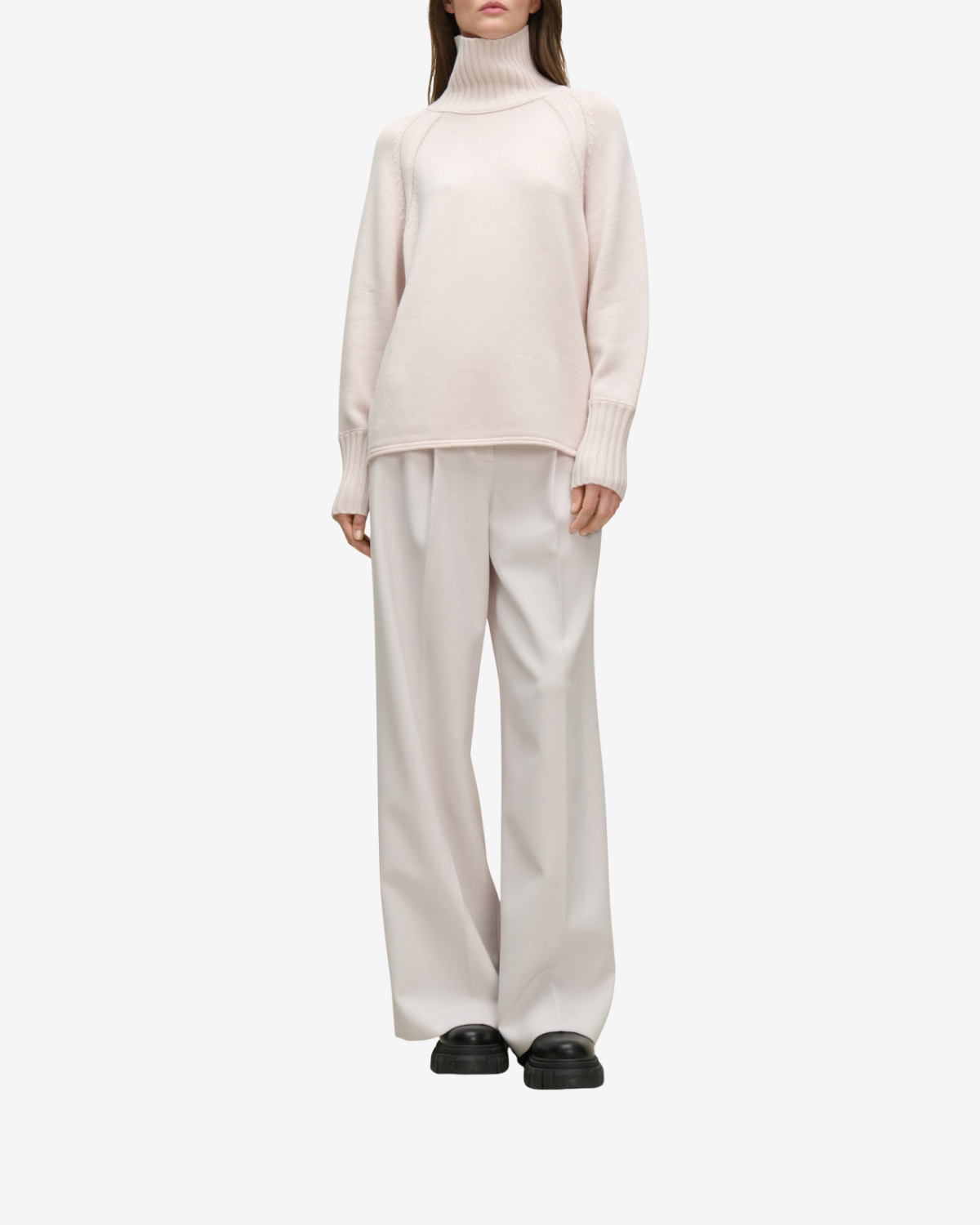 Bold volumes pullover medium creme