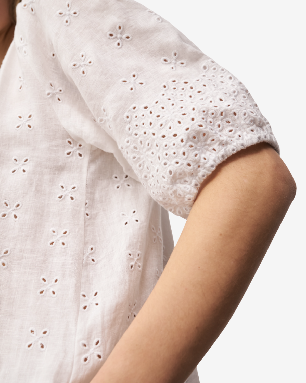 Maybelin Dress White