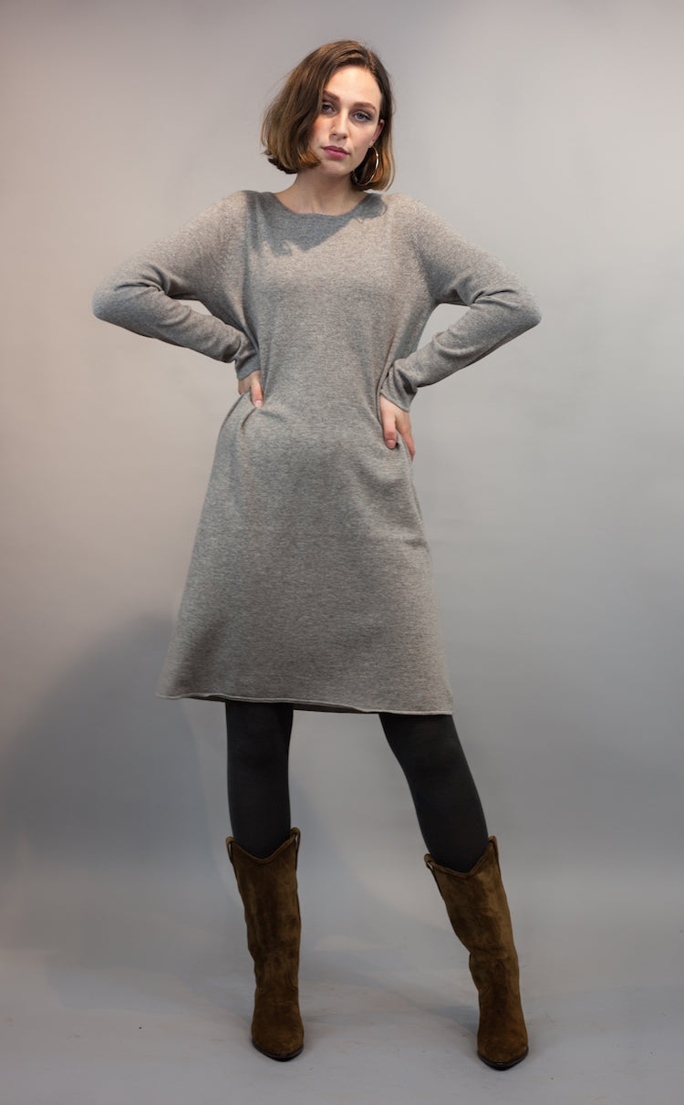 Kleid Greige
