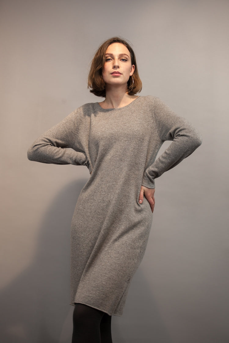 Kleid Greige