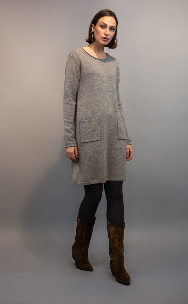 Kleid Kellerfalte Greige