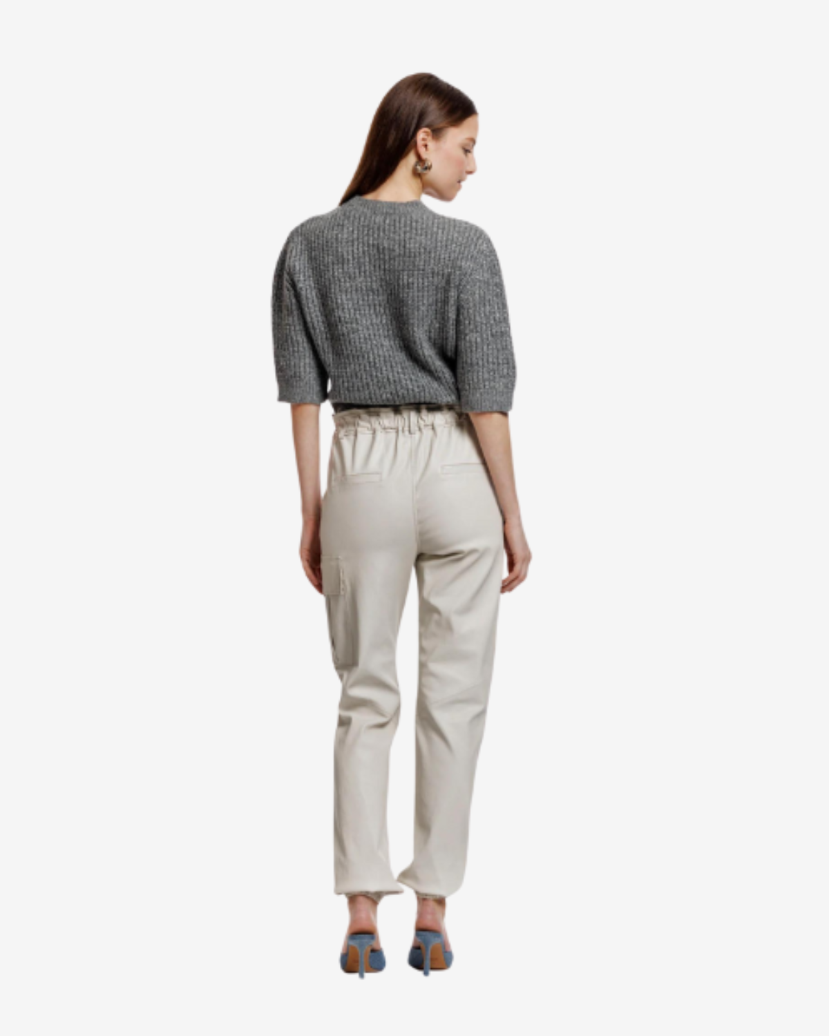 Yara Off white