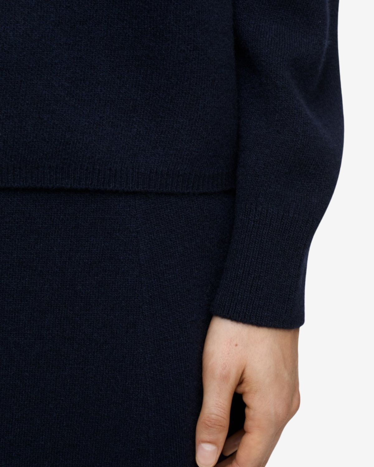 Straight neck long sleeve  Dark night
