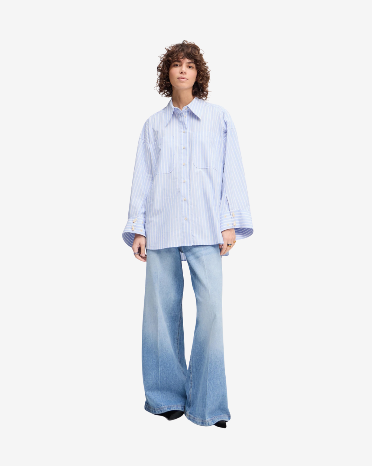 Lynne Light blue