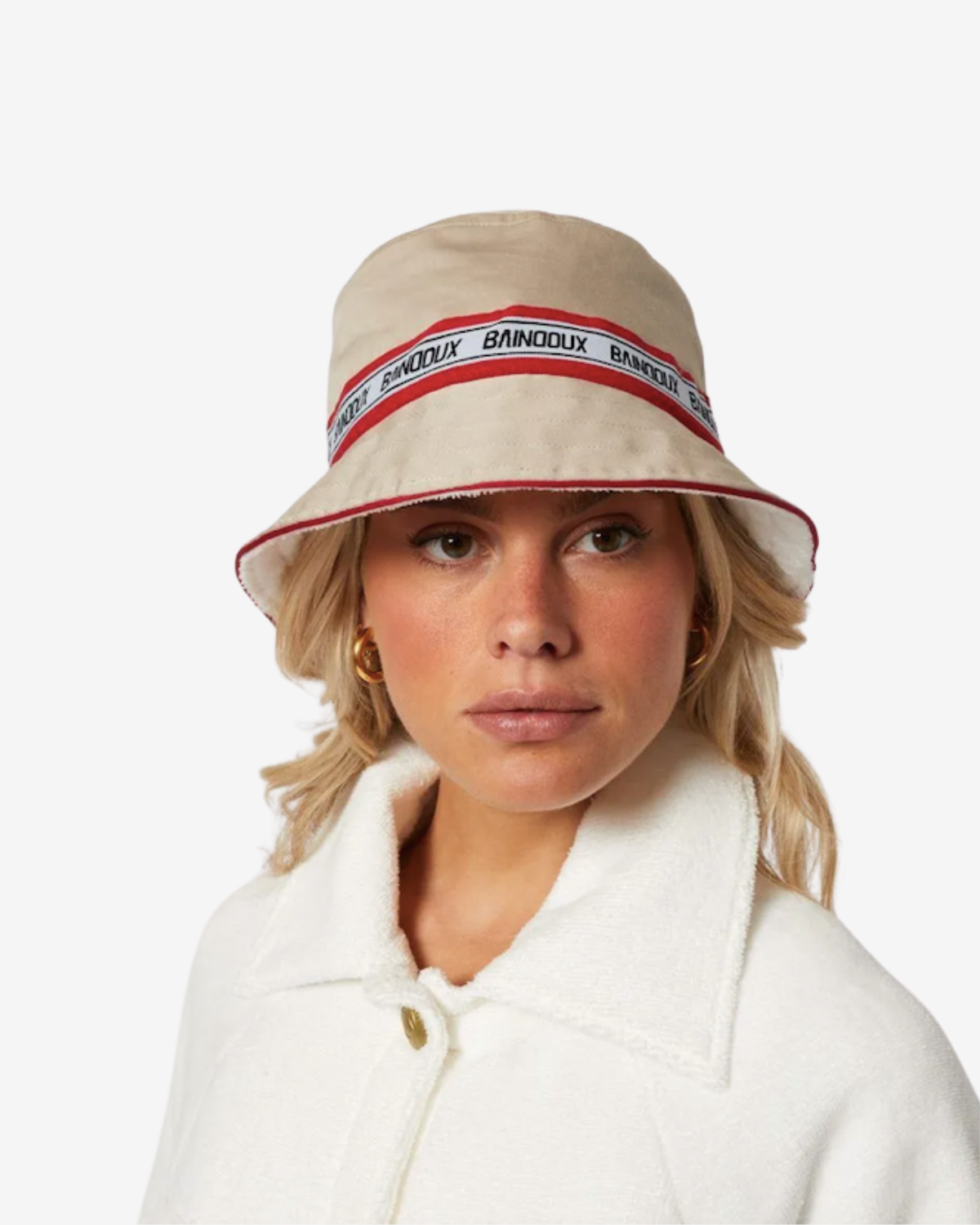 Bucket hat white sand