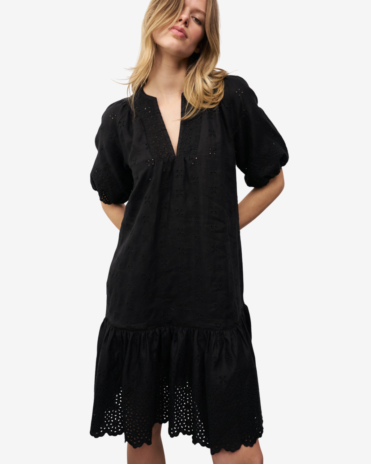 Maybelin Dress black