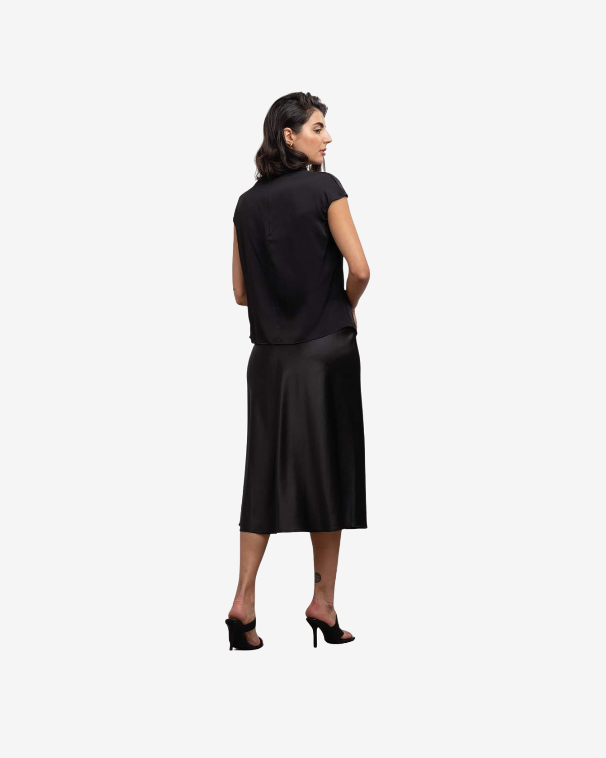 Hana satin skirt black