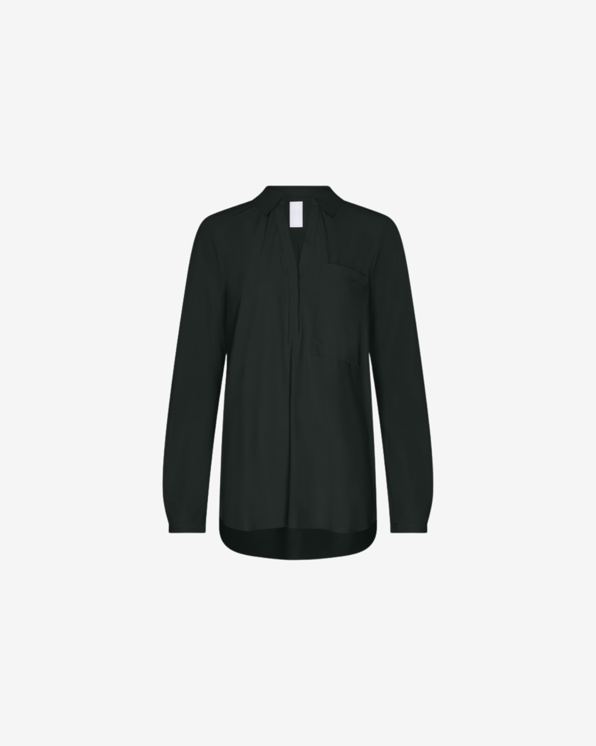 Kaemi Deep black