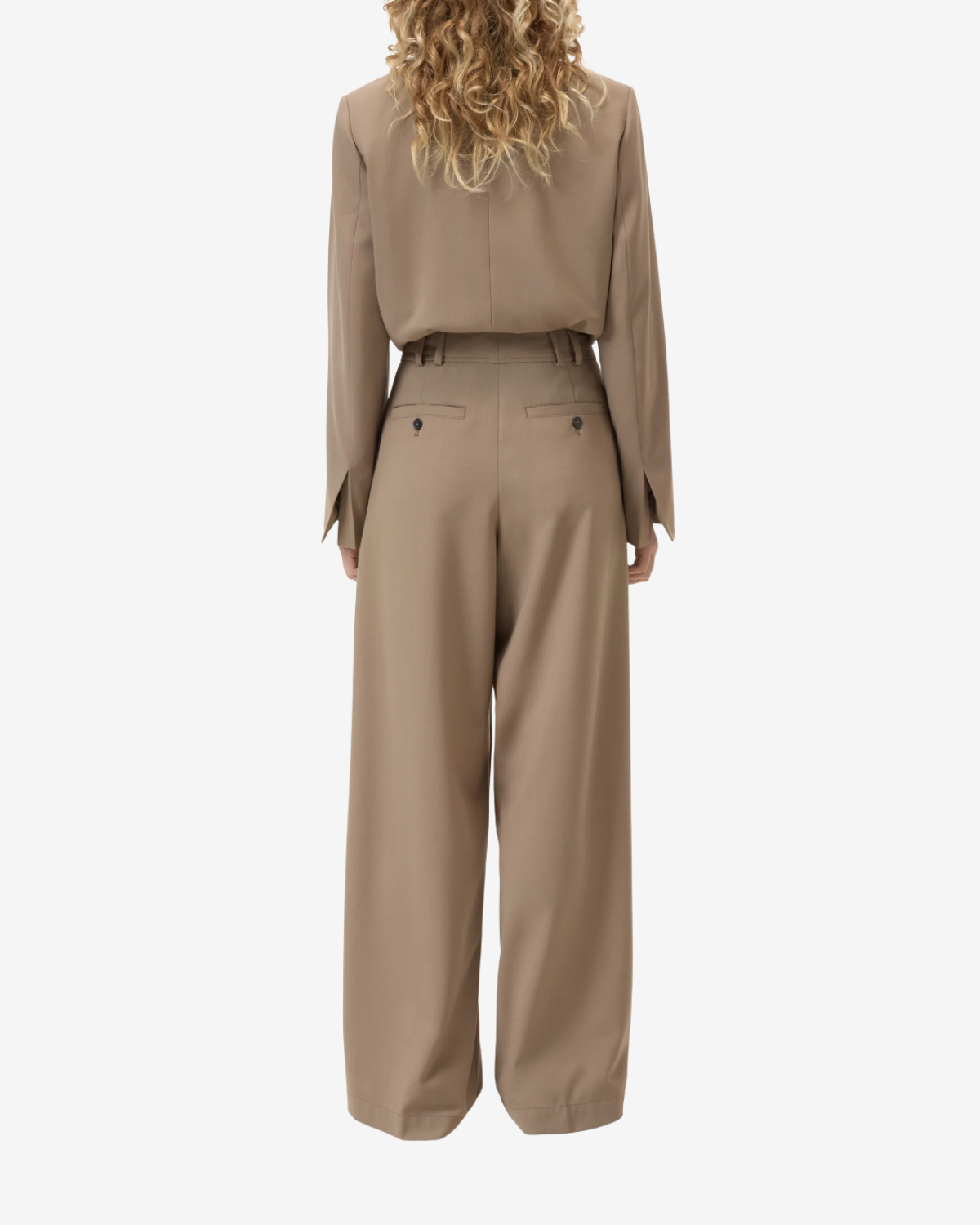 Wes Hazel beige